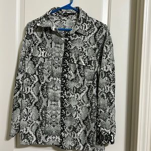 Button down snake print